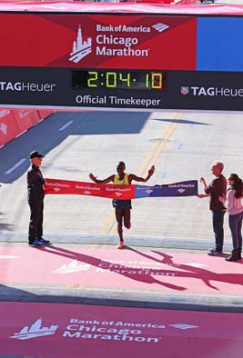 Eliud Kipchoge of Kenya cikago