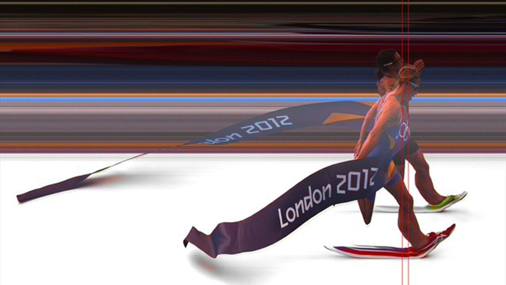 Photo-finish for Lisa Norden and Nicola Spirig