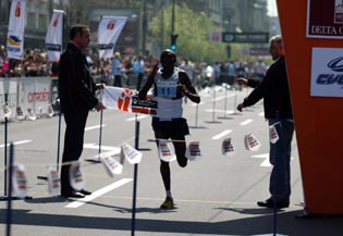 maiyo_johnstone_kibet_42_km_prvi