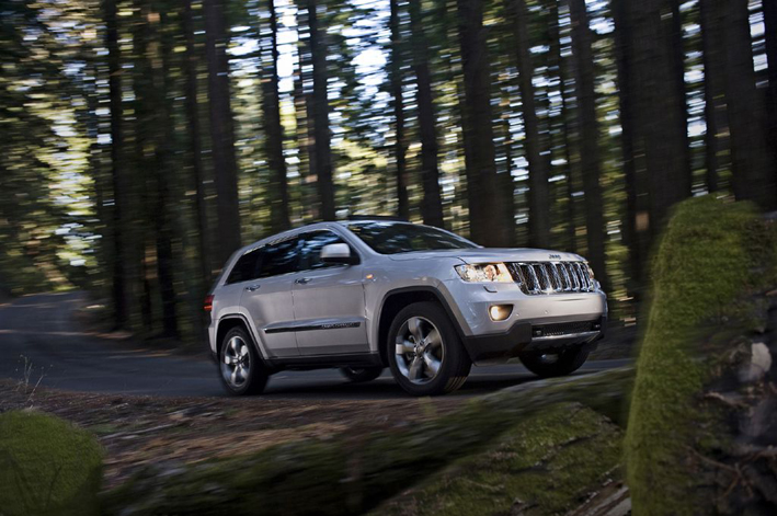 110220_J_GrandCherokee_05