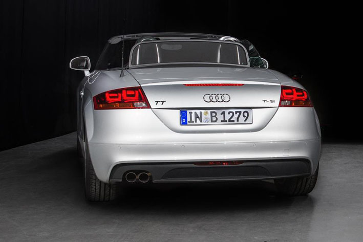Audi TT sa OLED 3D zadnjim stop svetlima