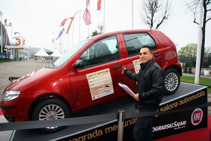 Dobirnik automobila Punto Classic Emotion ABS 1.2