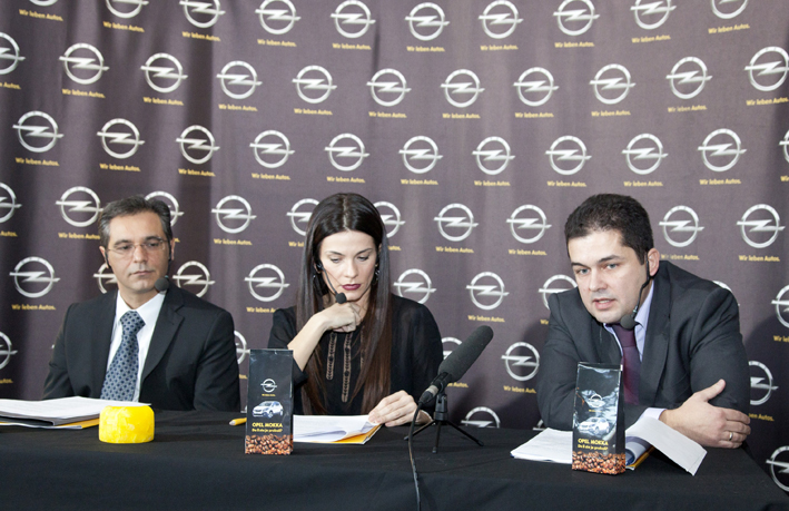 Ivan_Kekic,_Aleksandra_Jeftanovic,_Nenad_Buha