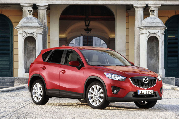 Mazda_CX-5_2012_front