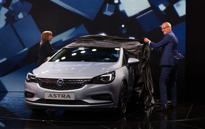 Mary Barra KTN predstavljaju novu Astru ST