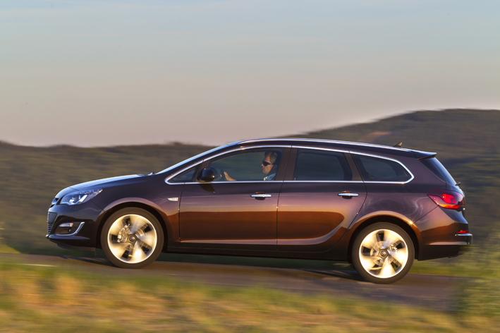 Opel-Astra-Sports-Tourer-278282