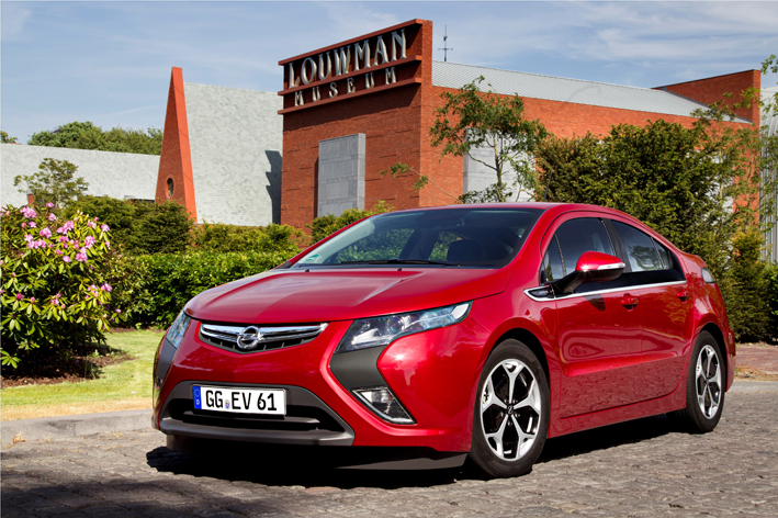 Opel Ampera_0