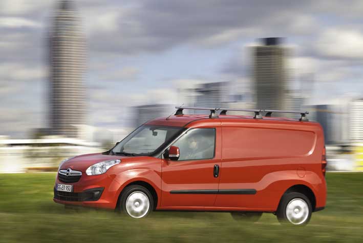 Opel_Combo_2012