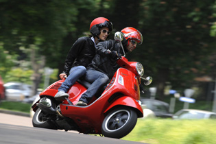 Vespa_GTS_125_Super