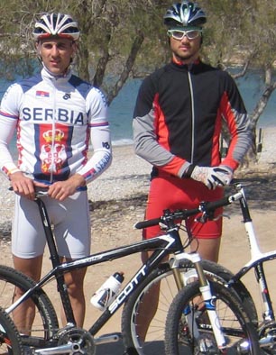 CRNA TRAVA djurdjic i strbac