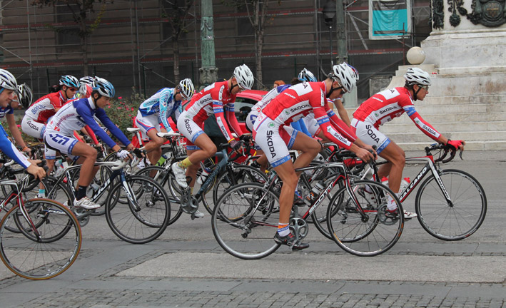 BICIKLIZAM DOBAR VETAR ZA NANKING arhiva