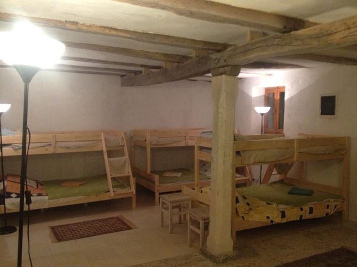 ISTRA SMESTAJ SA KREVETIMA NA SPRAT