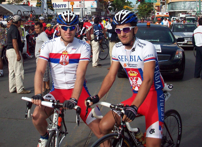 DER I HASANOVIC DESNO