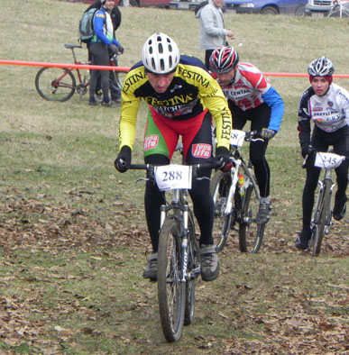 DETALJ SA CIKLO KROS TRKE