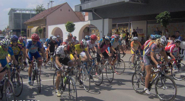 DETALJ SA TRKE DUNAVSKOG KUPA