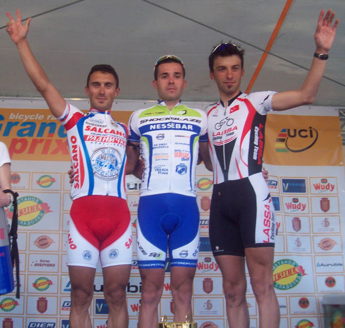 NEBOJSA_JOVANOVIC_NA_POSTOLJU_U_DOBRICU_LEVO