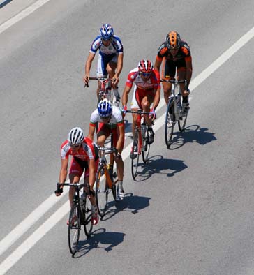 PETORKA_NA_USIJANOM_DRUMU