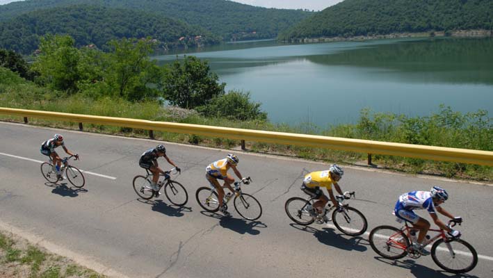 STEVIC DRUGI U KOLONI KOD BOVANSKOG JEZERA