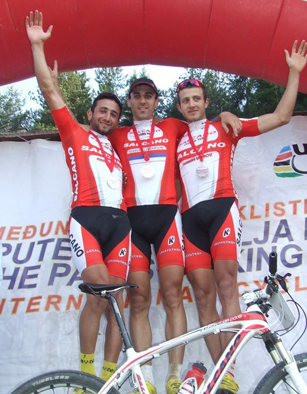 djurdjic_u_sredini_maric_desno_u_bijelom_polju