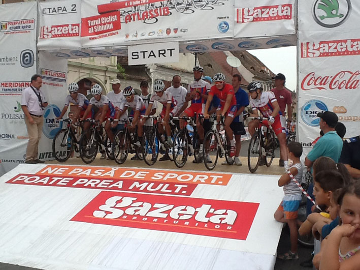 ekipa_srbije_na_startu_hronometra