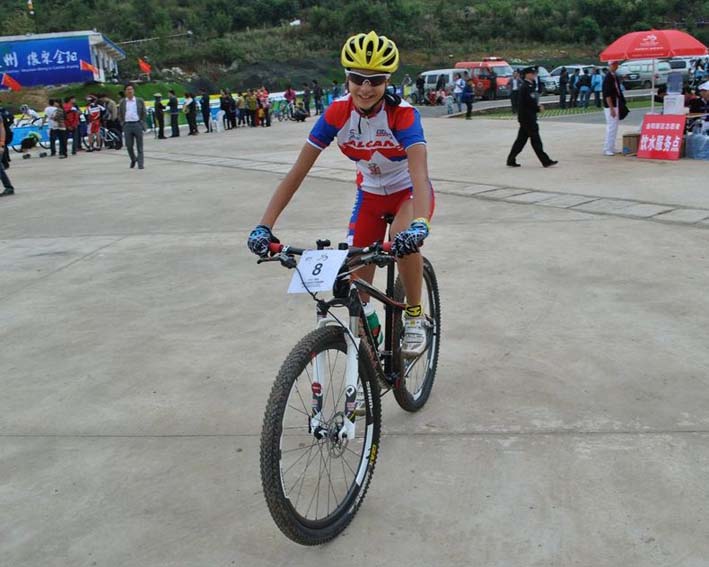 jovana_crnogorac_u_kini