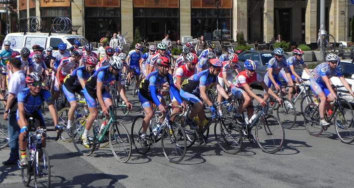 sa_starta_na_trgu_republike_2010