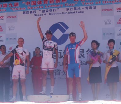 stevic_pobednicko_postolje_kina