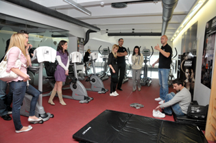 Dr_Sasa_Plecevic_sa_novinarima