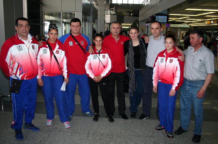 zenska_reprezentacija_aerodrom