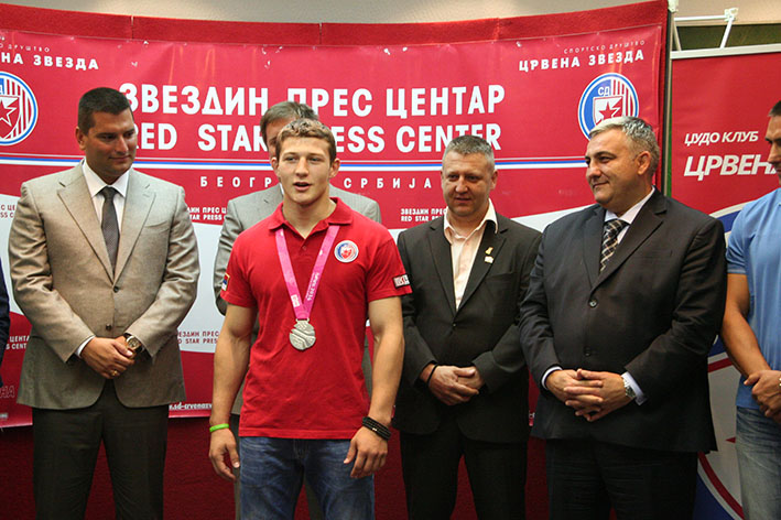 majdov medalja
