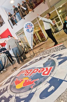 Red Bull Paper Wings_ns_4