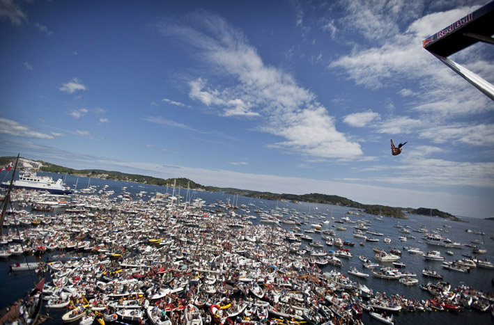 Red_Bull_Cliff_Diving_1
