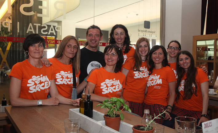 Zenska himalajska ekspedicija sa vodjom Aleksandrom Rasinom