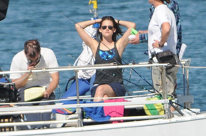 Kristen Stewart – set of “Camp X-Ray” in LA 17.07.13