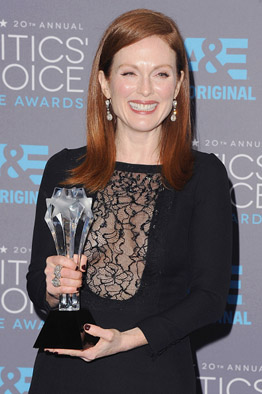 dzulijen mur-Critics-Choice