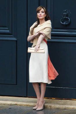 Angelina_Jolie_-_The_Tourist_-_Paris_1_(gettyimages)