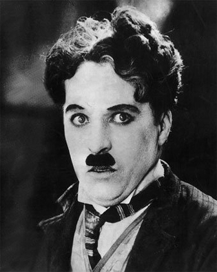 Charlie_Chaplin_Photograph