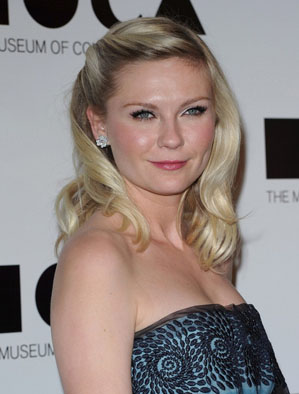 Kirsten_Dunst_2011_MOCA_Gala