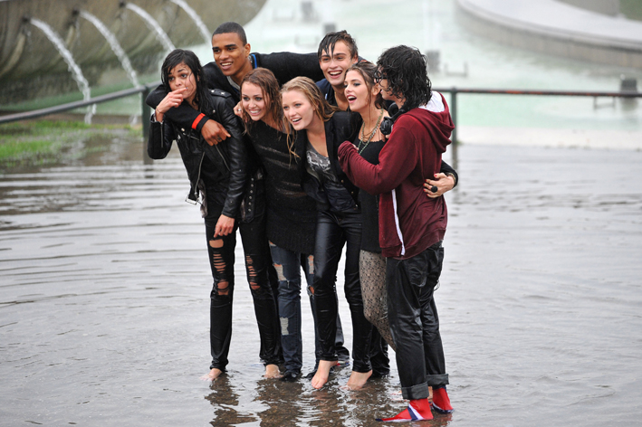 Miley_Cryus_Ashley_Green_ekipa_LOL