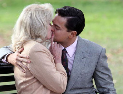 Leonardo-DiCaprio-Kissed-Joanna-Lumley