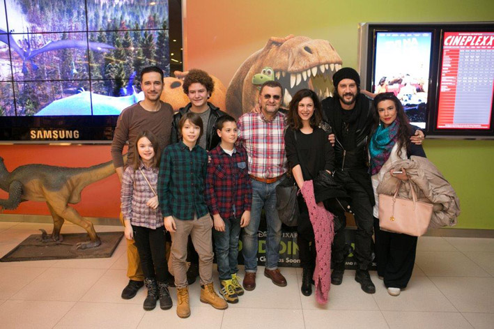 dobri dinosaurusi premijera