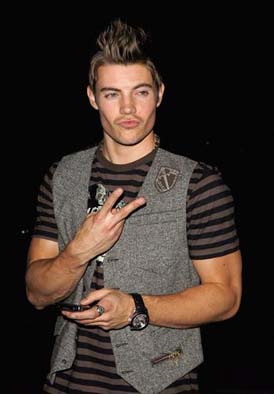 josh-henderson