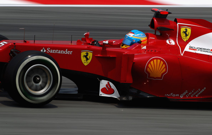Fernando_Alonso_bolid_Malaysia