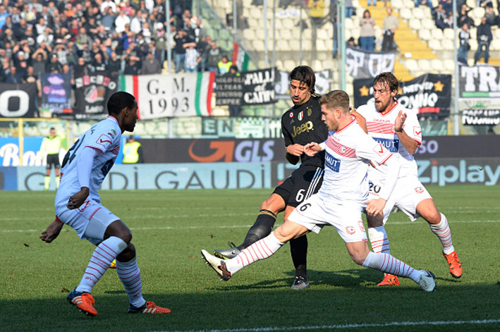 Carpi FC v Juventus FC