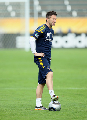 Robbie_Keane_2011_MLS_Cup_Galaxy