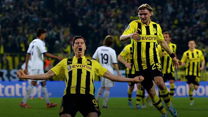 bvb mad knee lewandowski