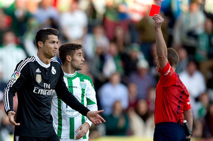 ronaldo crveni karton