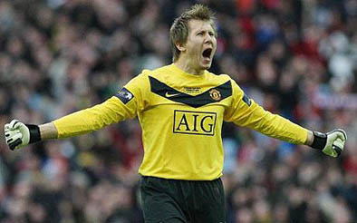 Tomasz_Kuszczak_man_jun