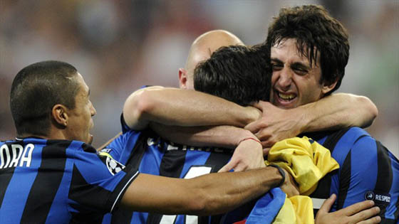 diego milito slavlje i zagrljaj