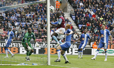 west_ham_wigan_maj_2011
